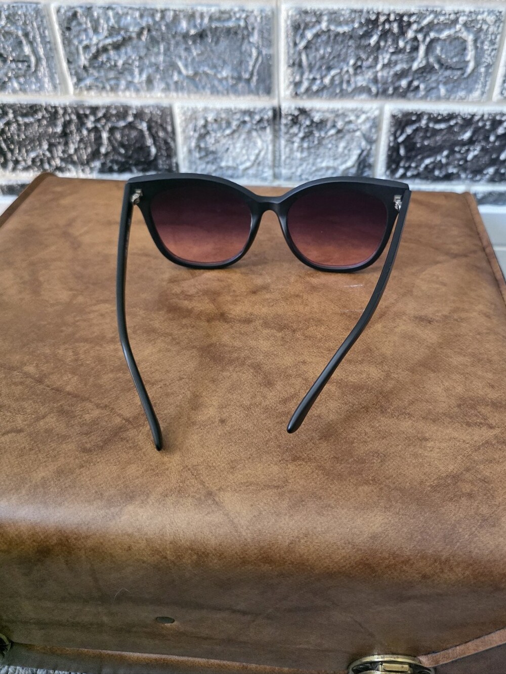 Quay Australia Black Frame Sunglasses with Gradient Purple Lenses